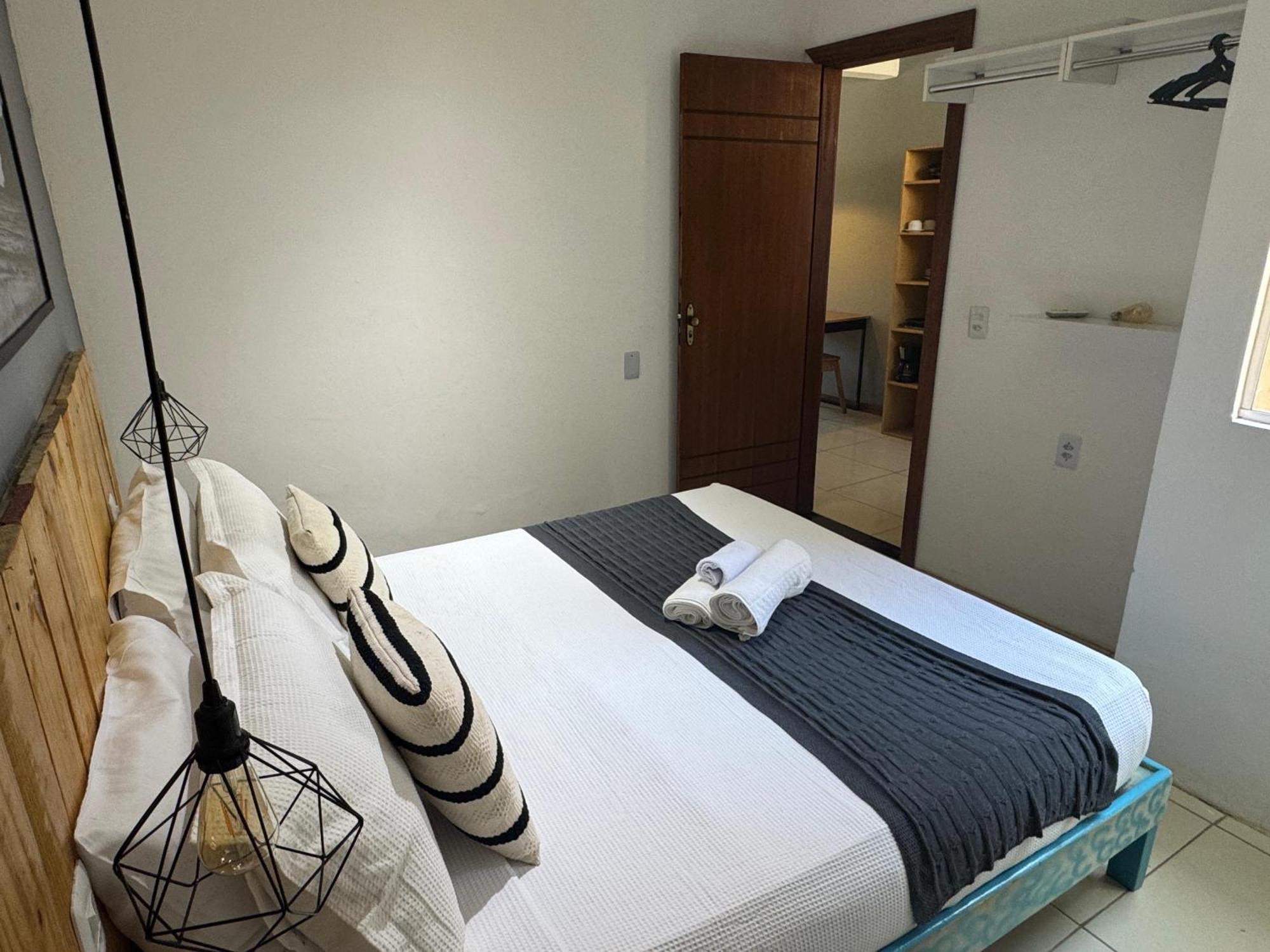 Apartment Pituba - Ap - 1 Andar - 2/4